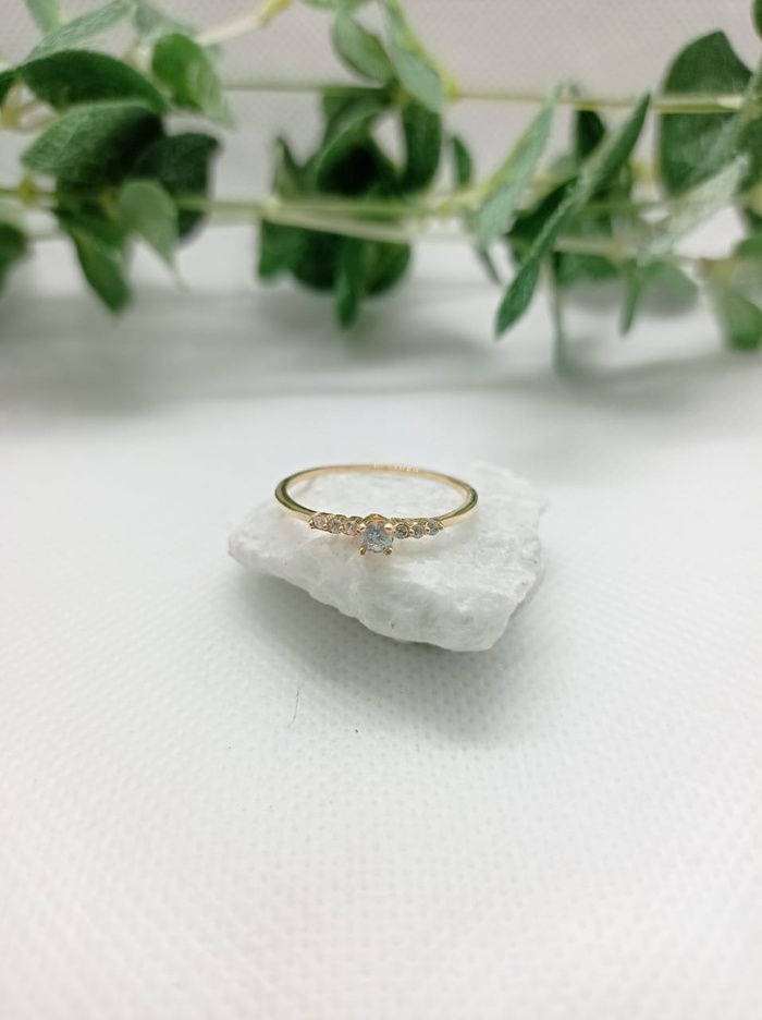 ANILLO MINI SOLITARIO ORO 18K
