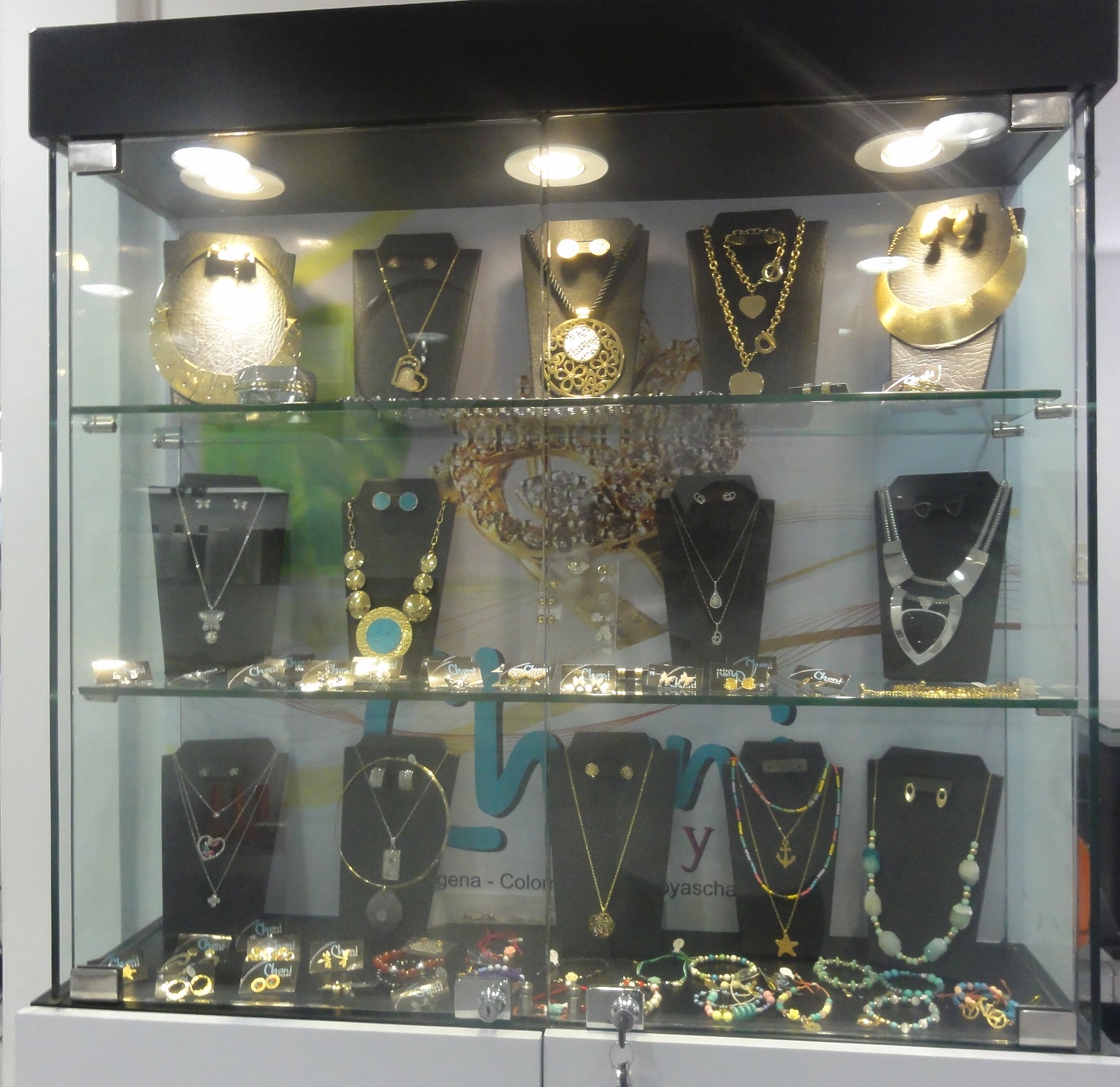Nuevo Punto  Venta Chani Joya  Alain Pardo Centro Belleza 
